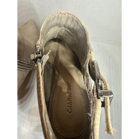 Gianni Bini Size 8 Lollie Closed Toe Stilleto High Heel Stilleto Pumps Taupe - Picture 6 of 12